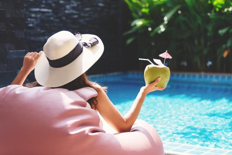 Modeling Job Resort