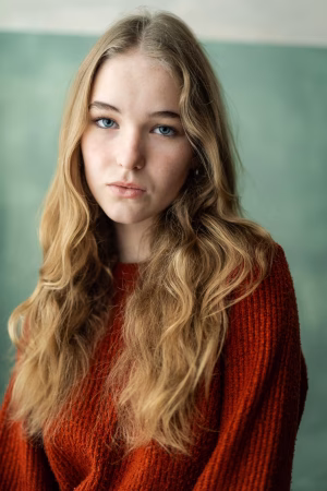 Isla  Reid - Gallery Image 1