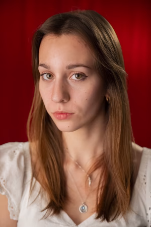 Daisy Mears - Gallery Image 1