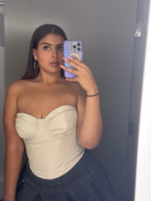 Giovanna Pajon - Gallery Image 3