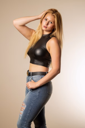 Ella Belle Fuesting - Project Casting Gallery Image 3 Ella Belle Fuesting - Gallery Image 3