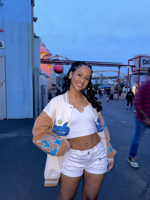 Yenifer Bardaji - Gallery Image 3