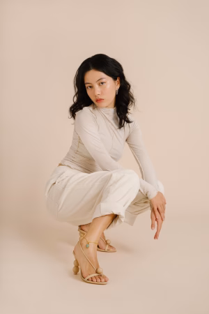 ila yang - Gallery Image 1