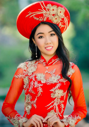 Jasmine Hoang - Gallery Image 9