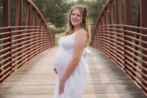 Alyssa Bravo - Gallery Image 1