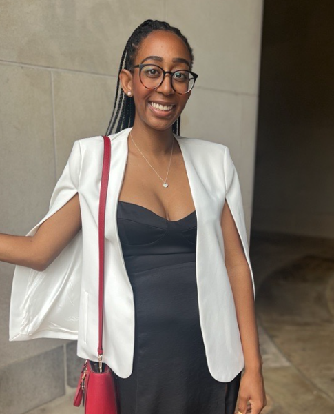 Asha Binbek - Profile Photo