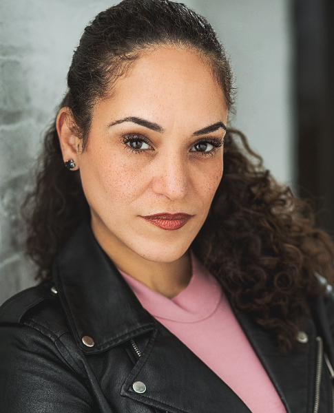 Jenny  Caves - Profile Photo