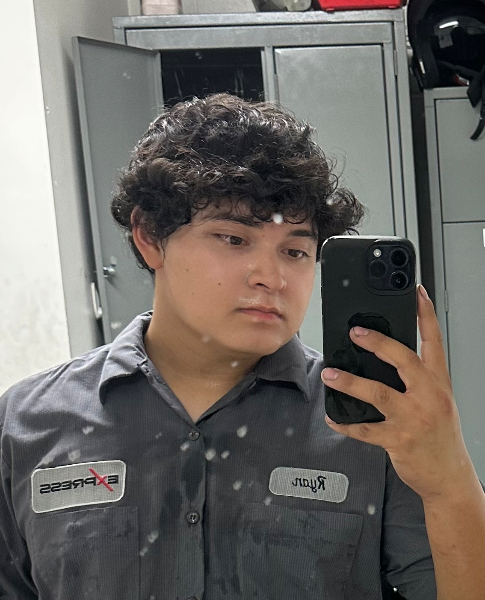 Ryan Quinones - Profile Photo