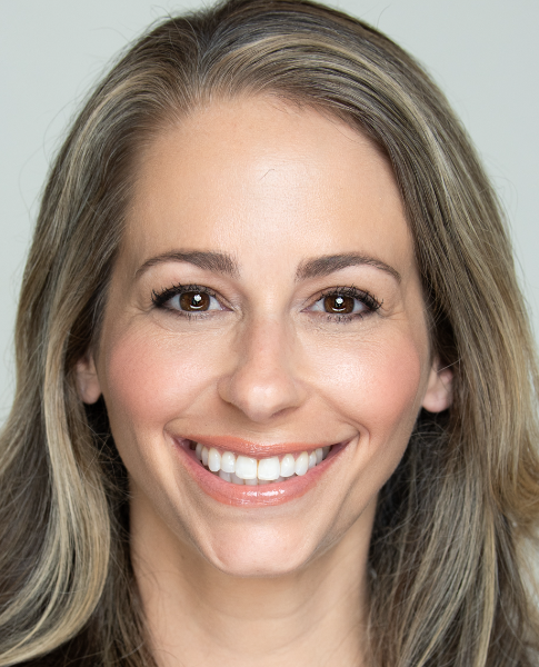 Ellie Hirsch - Profile Photo