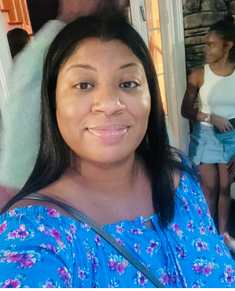 Vickie Mack - Profile Photo