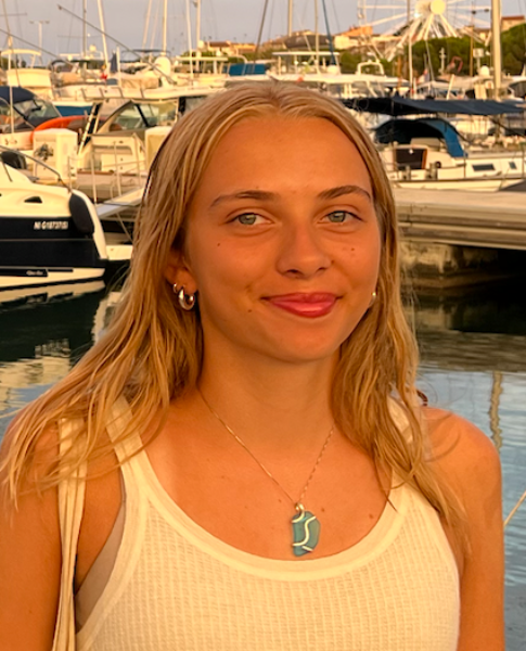 Amanda Derkach - Profile Photo