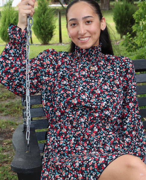 Paola Bezares - Profile Photo