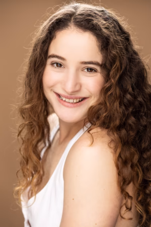 Caitlin Swan - Gallery Image 2