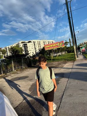 Uzay Dinler - Project Casting Gallery Image 5 Uzay Dinler - Gallery Image 5