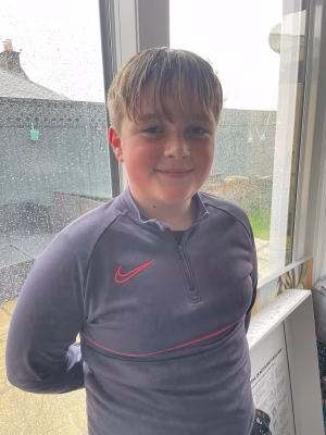 Archie Hutchion - Gallery Image 2