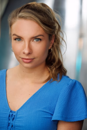 Michelle  Fischer - Gallery Image 2