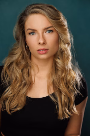 Michelle  Fischer - Gallery Image 1