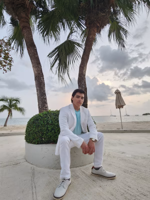 Kaleb Clifton - Gallery Image 1