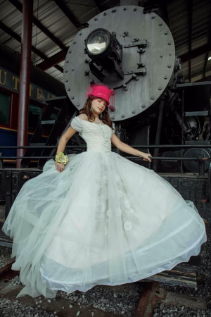 Sadie Luthi - Project Casting Gallery Image 10 Sadie Luthi - Gallery Image 10