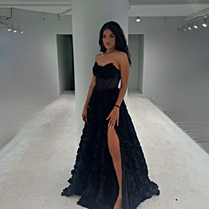 Abril Diaz - Project Casting Gallery Image 2 Abril Diaz - Gallery Image 2