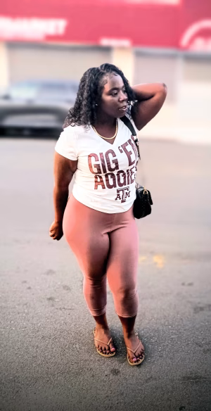 Brieauna  Gibson - Gallery Image 3