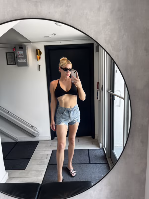 Lydia VanVolkingburgj - Gallery Image 1