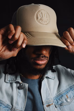 Robin Williamson - Project Casting Gallery Image 11 Robin Williamson - Gallery Image 11