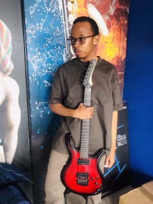 Tiroyaone  Letamo - Gallery Image 6