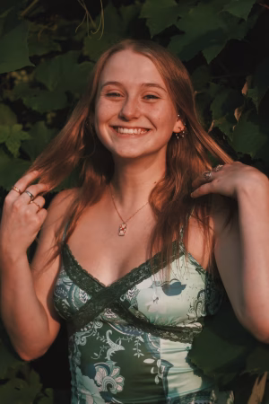 Abbey Bughman - Gallery Image 5