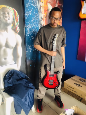 Tiroyaone  Letamo - Gallery Image 8