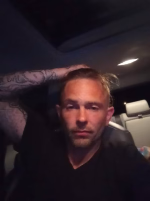 Joshua Ross - Gallery Image 3