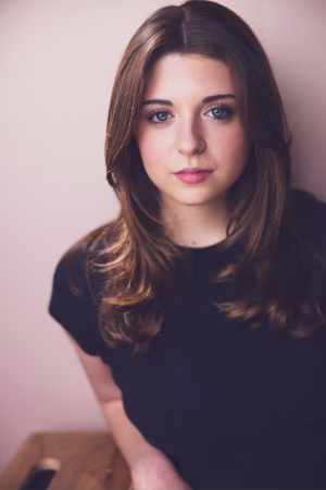 Anna Rogers - Gallery Image 2