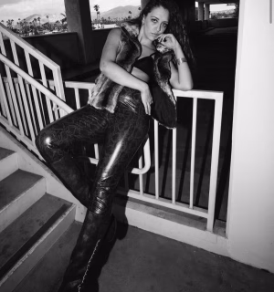 Teal Menifee - Gallery Image 7