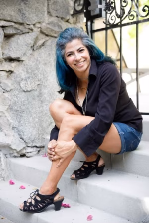 LOLA TINSLEY - Gallery Image 1