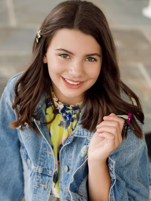 Sadie Luthi - Project Casting Gallery Image 11 Sadie Luthi - Gallery Image 11