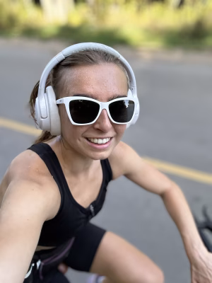 Abigail Irvine - Gallery Image 1