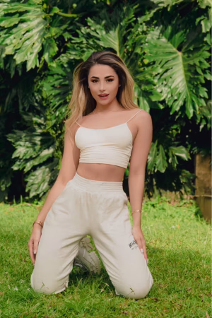 Laura Mejia - Gallery Image 1