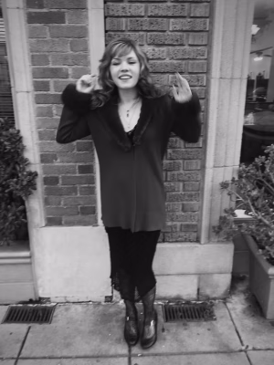 Elizabeth Troyer - Gallery Image 4