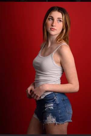 Ella Rae Gratz - Gallery Image 12