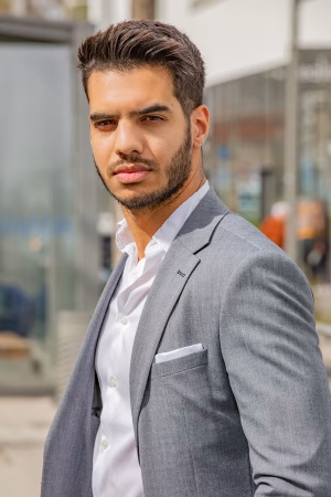 Thomas Velia - Gallery Image 3