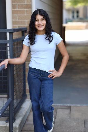 Danielle Valdez - Project Casting Gallery Image 1 Danielle Valdez - Gallery Image 1