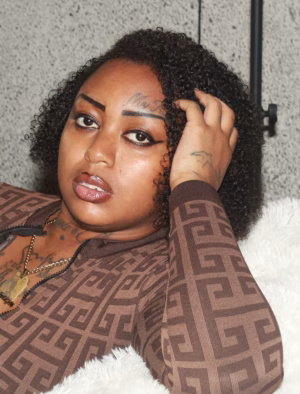 Joy Russell - Gallery Image 9