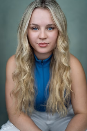 Neve Lofthouse - Gallery Image 2