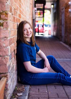 Karen Taylor - Gallery Image 6