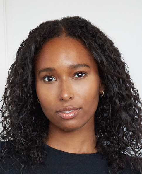 Alexa Chambers - Profile Photo