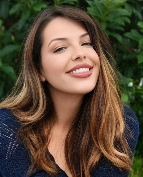 Amanda Telebrico - Profile Photo