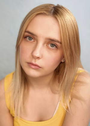 Kacie-Lea Searle - Gallery Image 3