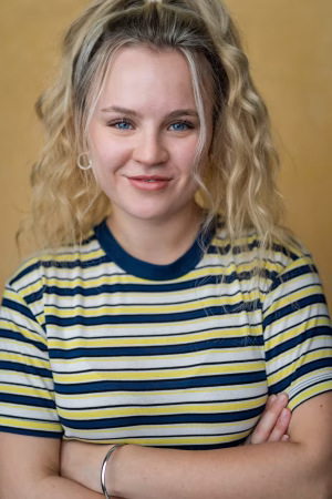 Neve Lofthouse - Gallery Image 1