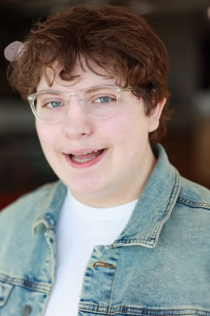 Zander Gikas - Gallery Image 4