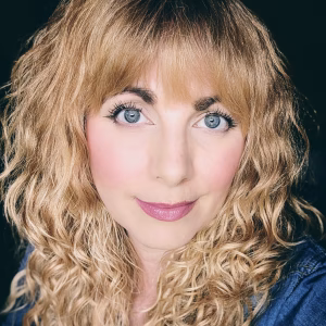 Jamie-Lyn Markos - Project Casting Gallery Image 4 Jamie-Lyn Markos - Gallery Image 4